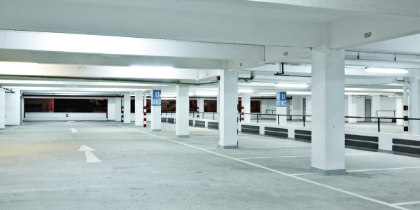 Comprar / Vender Apartamentos y Lofts en La Pobla de Vallbona · con Garaje / Parking