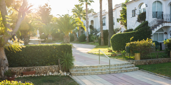 Compraventa de Inmuebles en València · Villas